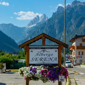 Serena - Tre Cime Views Szálloda